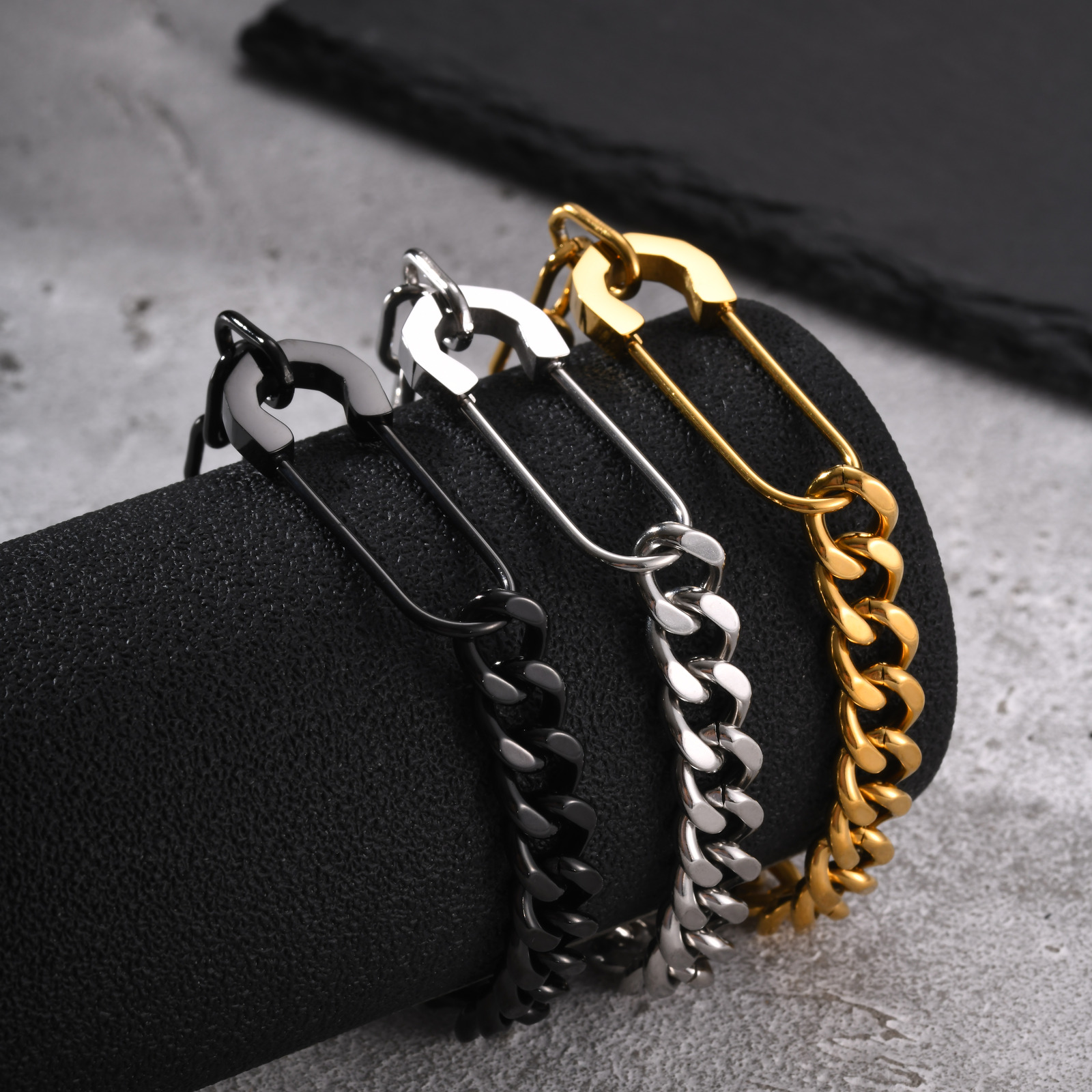 Vnox Men Paperclip Cuban Link  - огляд і ціна Men Accessories Ring And Bracelet
