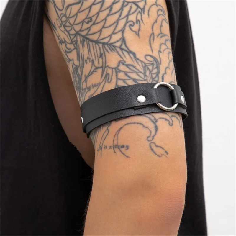 Leather Arm Band for Men, Meta - огляд і ціна Men Accessories Ring And Bracelet